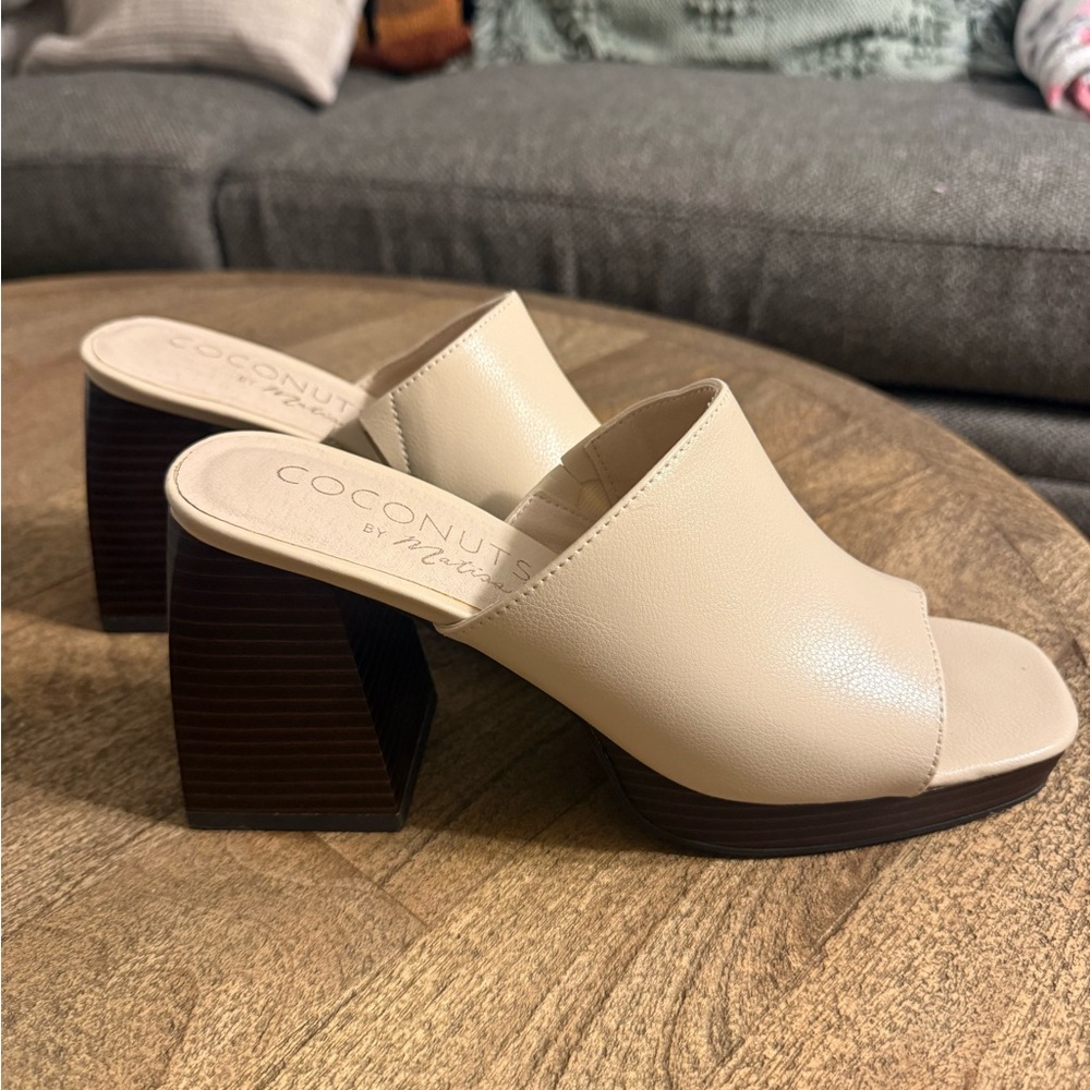 Coconuts by Matisse Women's Tan Block Heel Mules
